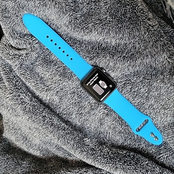 Apple series 3 38mm smartwatch - Picture 5 of 5